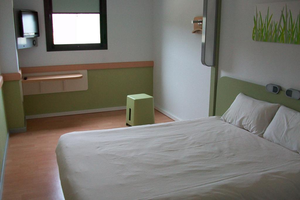 Ibis Budget Girona Costa Brava Екстериор снимка