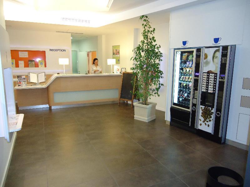 Ibis Budget Girona Costa Brava Екстериор снимка
