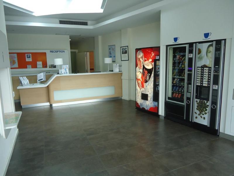 Ibis Budget Girona Costa Brava Екстериор снимка